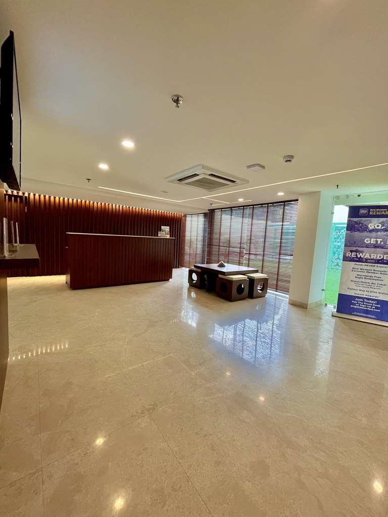 Best Western Maharani Bagh New Delhi Interior photo